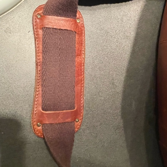 Will Leather Goods Chestnut Leather Messenger Bag + Laptop Sleeve - Picture 5 of 9